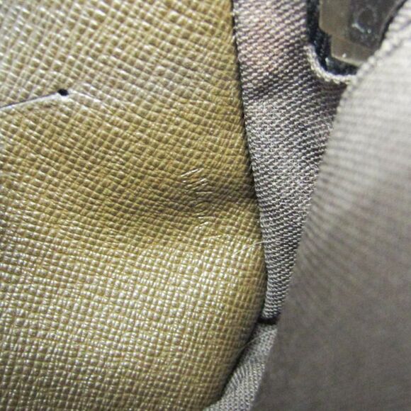 Louis Vuitton Pavel Brown Leather Clutch Bag (Pre-Owned) - Picture 11 of 11